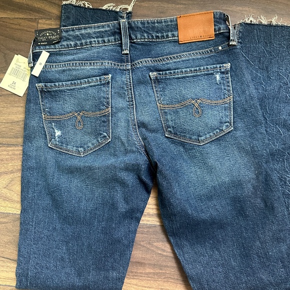 Lucky Brand Jeans - Picture 2 of 5